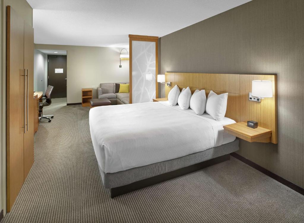 DoubleTree by Hilton Edmonton Downtown - Resim 23