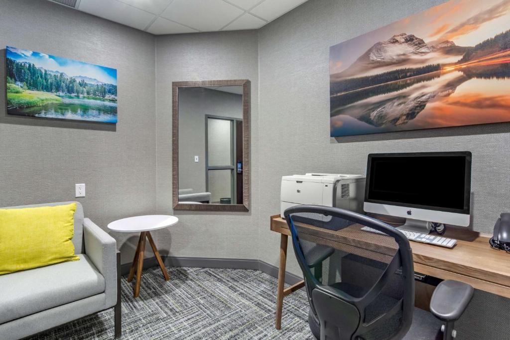Hampton Inn & Suites Edmonton/West - Resim 30