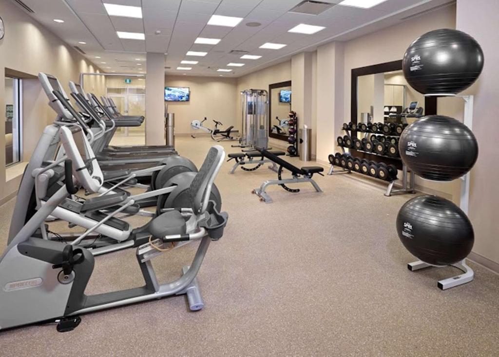 Fitness centrum a/nebo fitness zařízení v ubytování Hampton Inn by Hilton Halifax Downtown