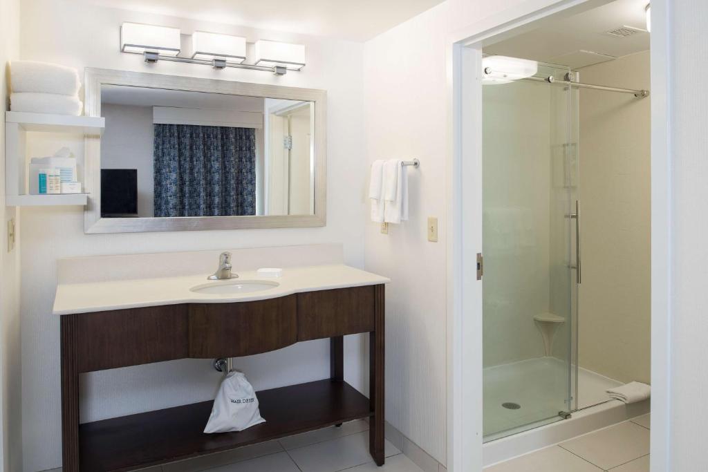 Hampton Inn & Suites by Hilton Dartmouth - Halifax - Resim 34