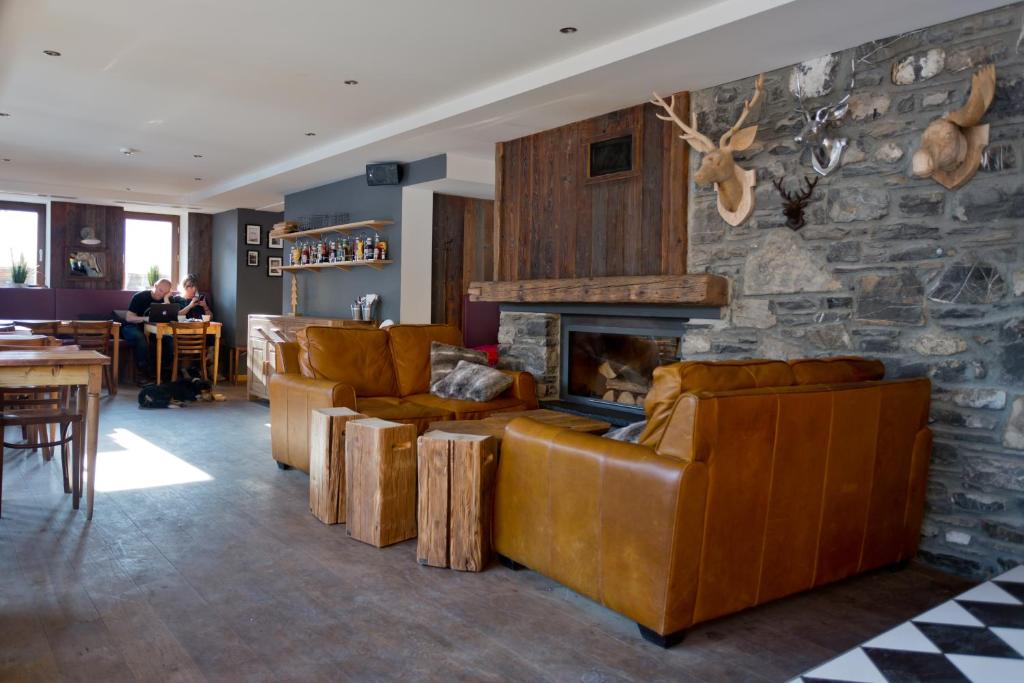 Posezení v ubytování Hideout Hostel