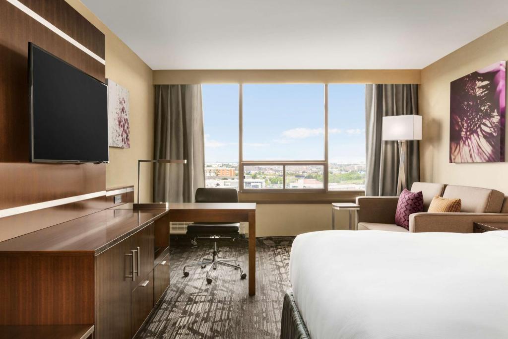 DoubleTree by Hilton Hotel Toronto Airport West - Resim 16