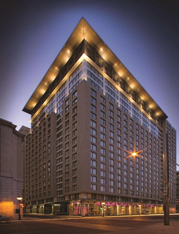 Embassy Suites by Hilton - Montreal - Resim 6