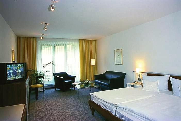 TV a/nebo společenská místnost v ubytování Hotel Hirschen