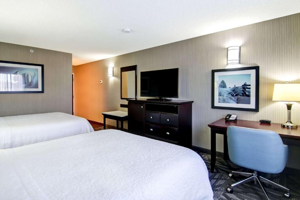 Hampton Inn & Suites by Hilton Calgary-Airport - Resim 32