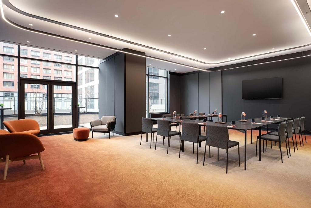 Konferenční prostory v ubytování Canopy By Hilton Toronto Yorkville