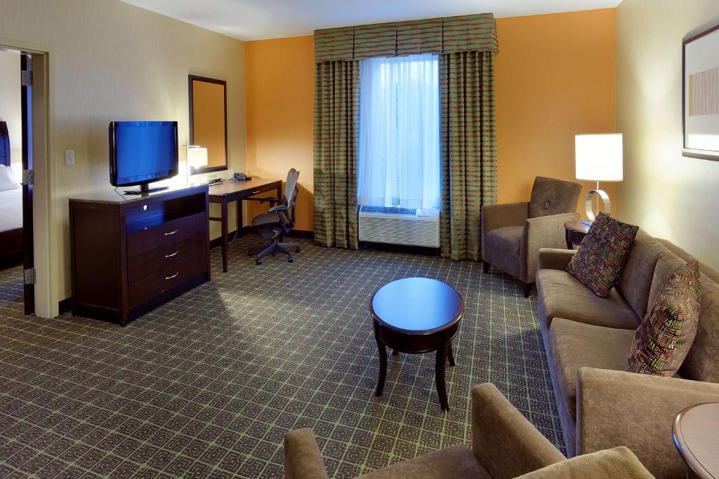 Hilton Garden Inn Springfield, MO - Suite King - Adaptada Para Movilidad Y Audición