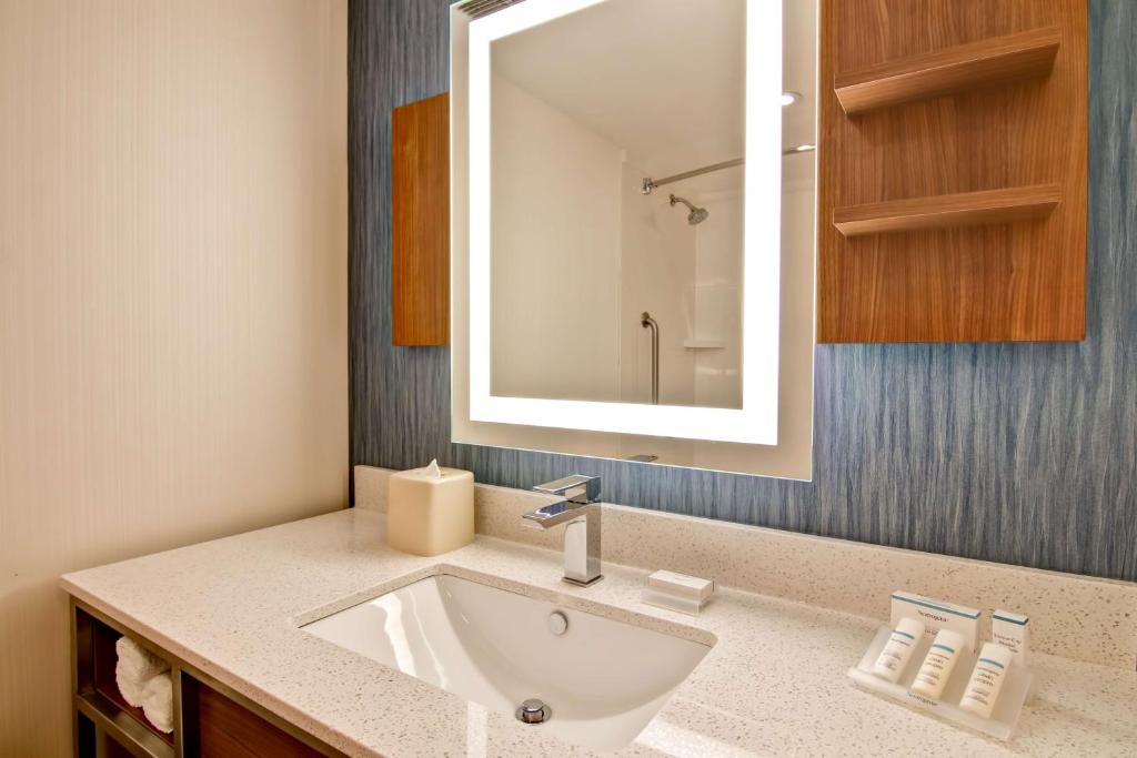 Hilton Garden Inn Toronto/Mississauga - Resim 23