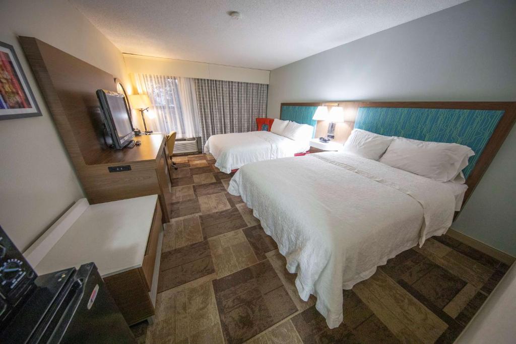 Hampton Inn Hutchinson photo