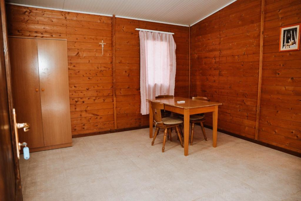 Village of Peace - House 34 - Imazhi 4