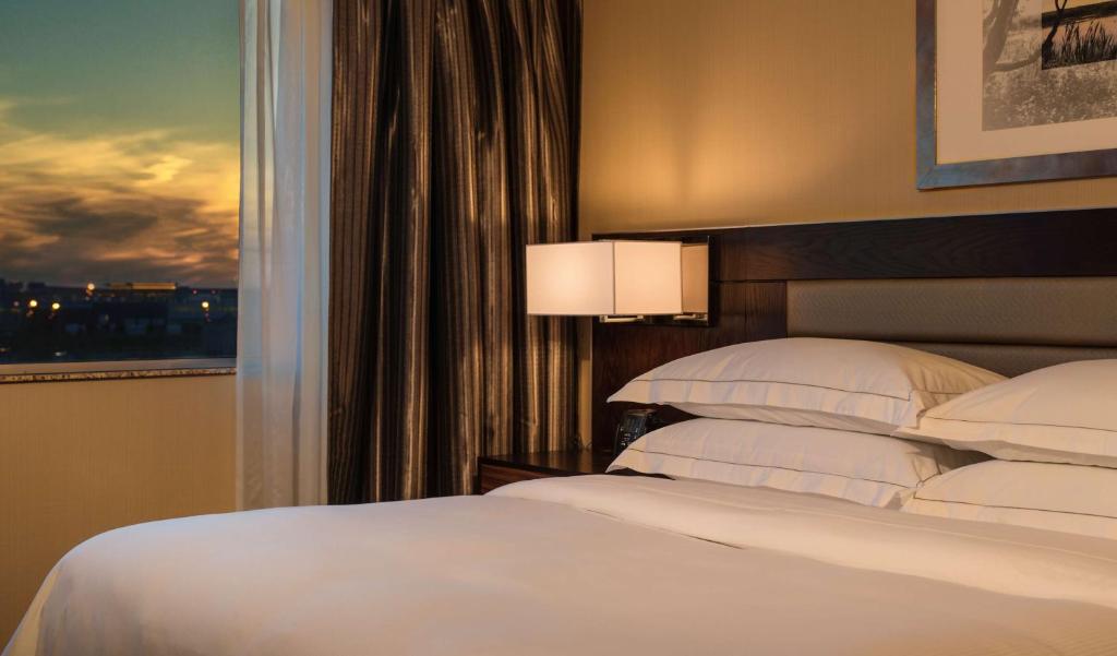 Hilton Winnipeg Airport Suites - Resim 16