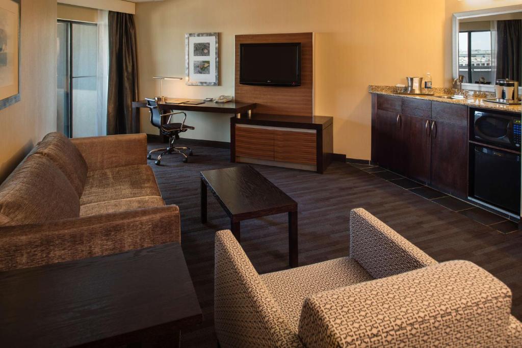 Hilton Winnipeg Airport Suites - Resim 26
