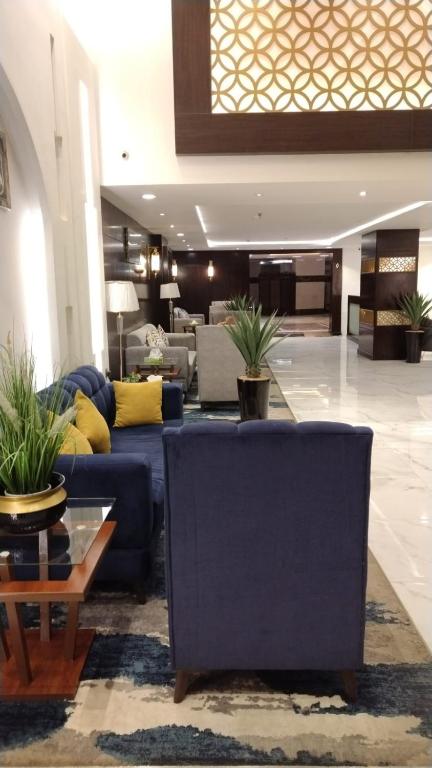 Lobbyn eller receptionsområdet på ريف للشقق الفندقية