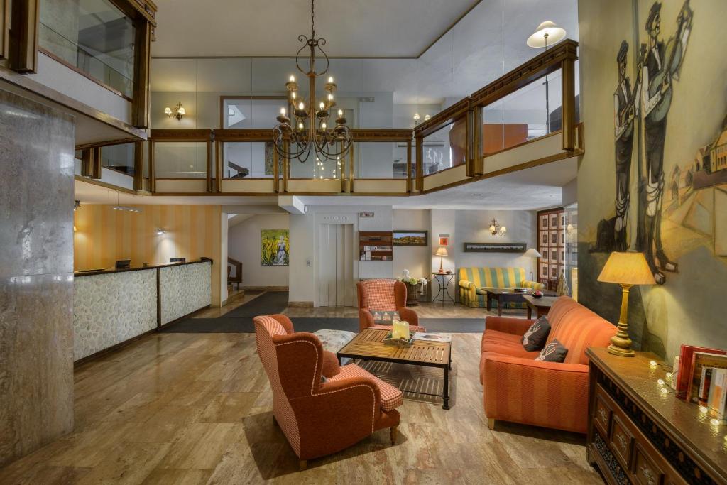 Posezení v ubytování Hotel Edelweiss Candanchú