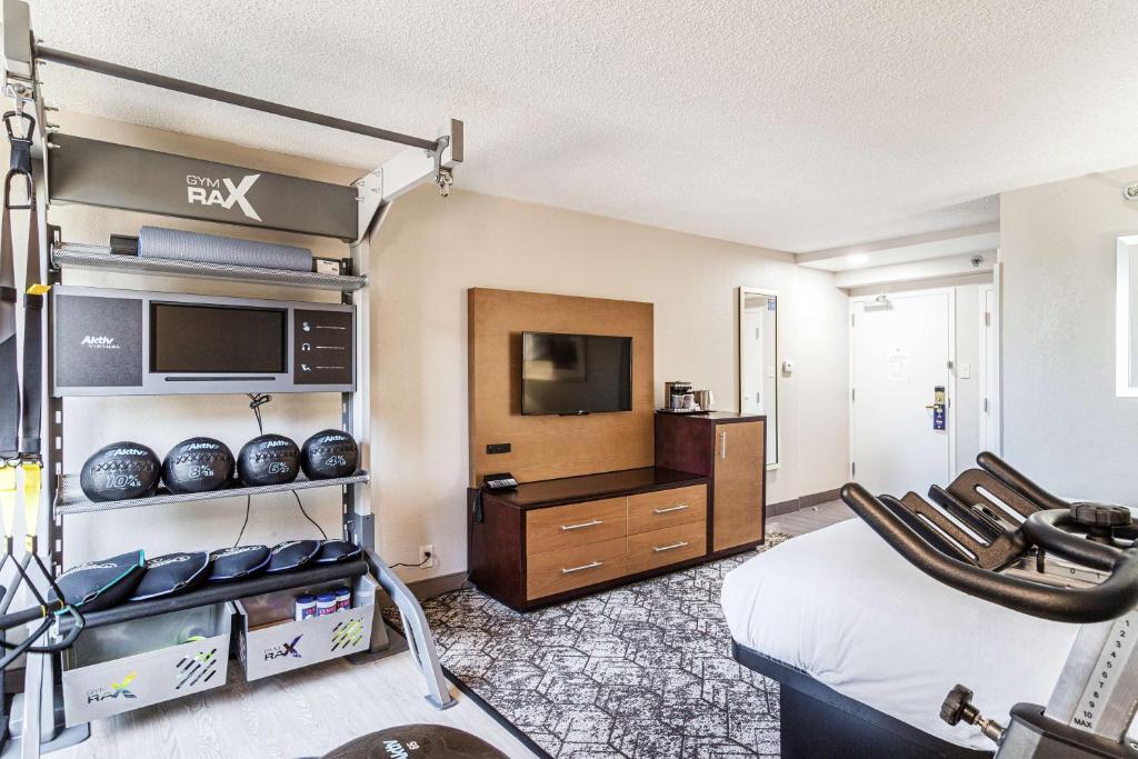 DoubleTree by Hilton Memphis - 健身王室