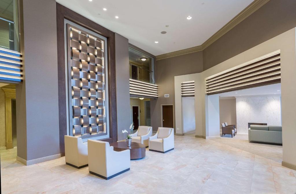Posezení v ubytování DoubleTree by Hilton Nanuet