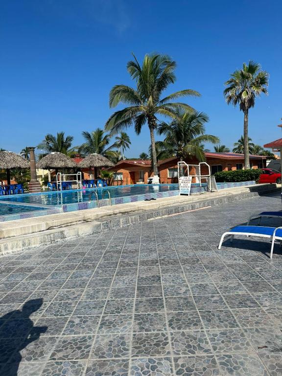 Bazén v ubytování Canadian Resort Veracruz nebo v jeho okolí