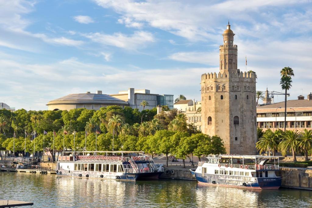 Amplio apartamento en Sevilla, Sevilja – aktuālās 2023. gada ...