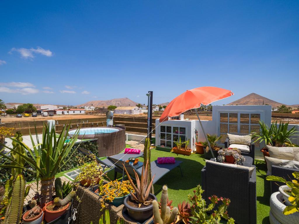Gallery image of Solo adultos, Las Tuneras Rooms in La Oliva