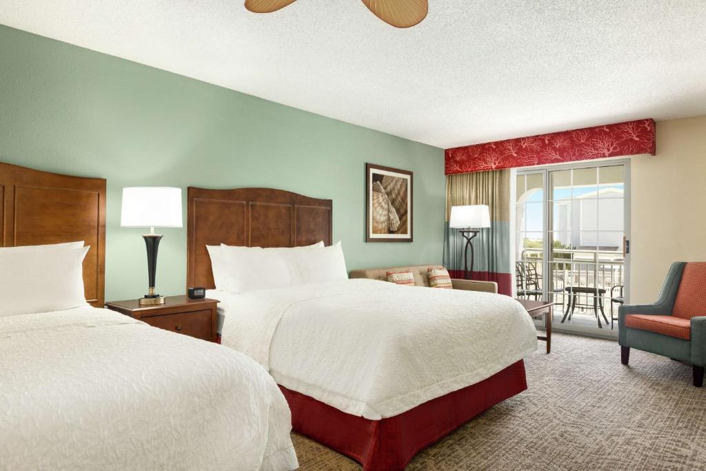 Hampton Inn & Suites Outer Banks/Corolla - クイーンルーム クイーンベッド2台