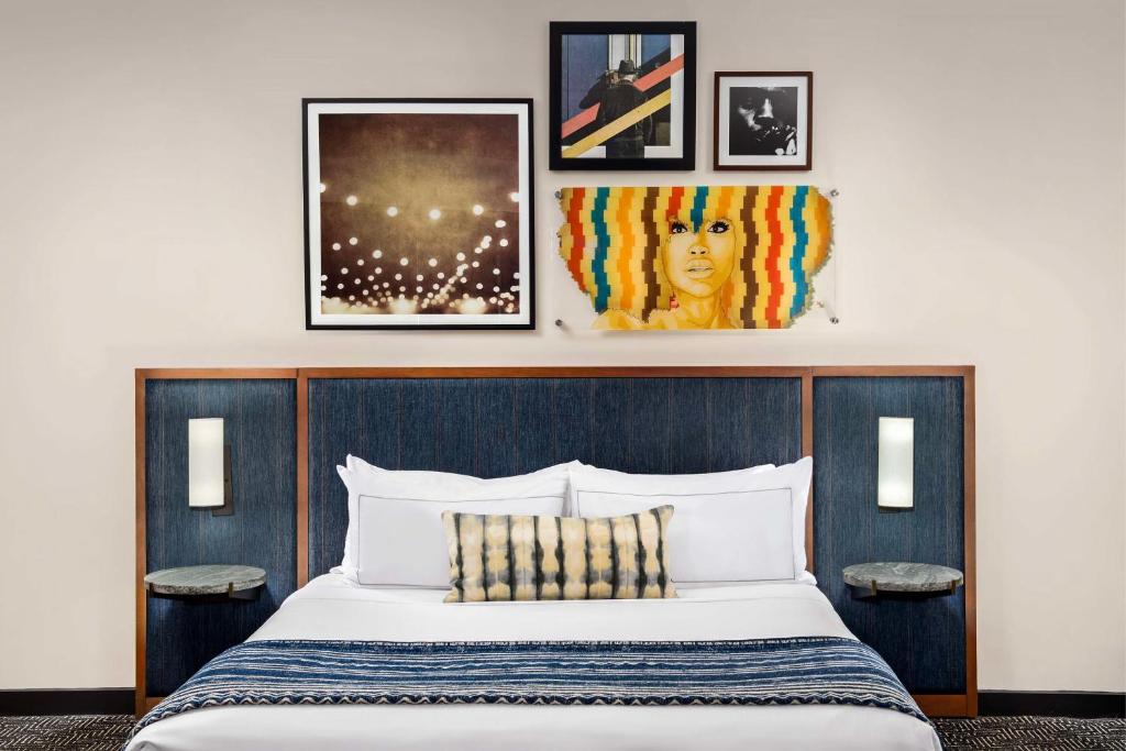 Troubadour Hotel New Orleans, Tapestry Collection By Hilton - Junior King Suite With Urban View