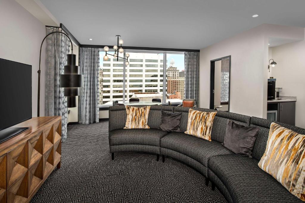 Troubadour Hotel New Orleans, Tapestry Collection By Hilton - 