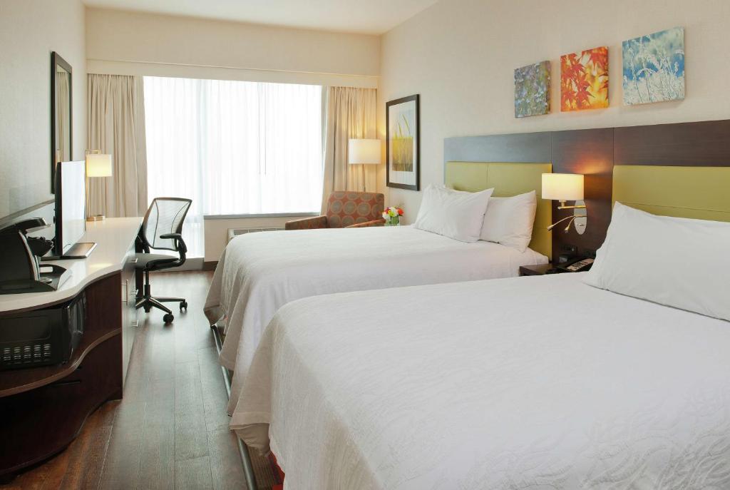 Hilton Garden Inn Pittsburgh Downtown - 
