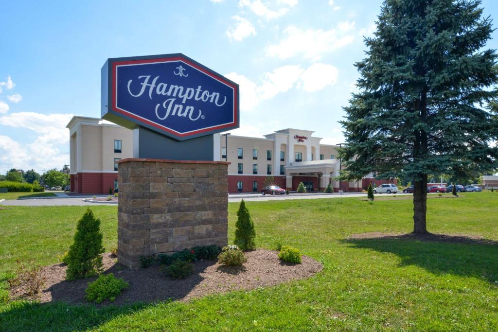 Certifikát, hodnocení, plakát nebo jiný dokument vystavený v ubytování Hampton Inn Potsdam