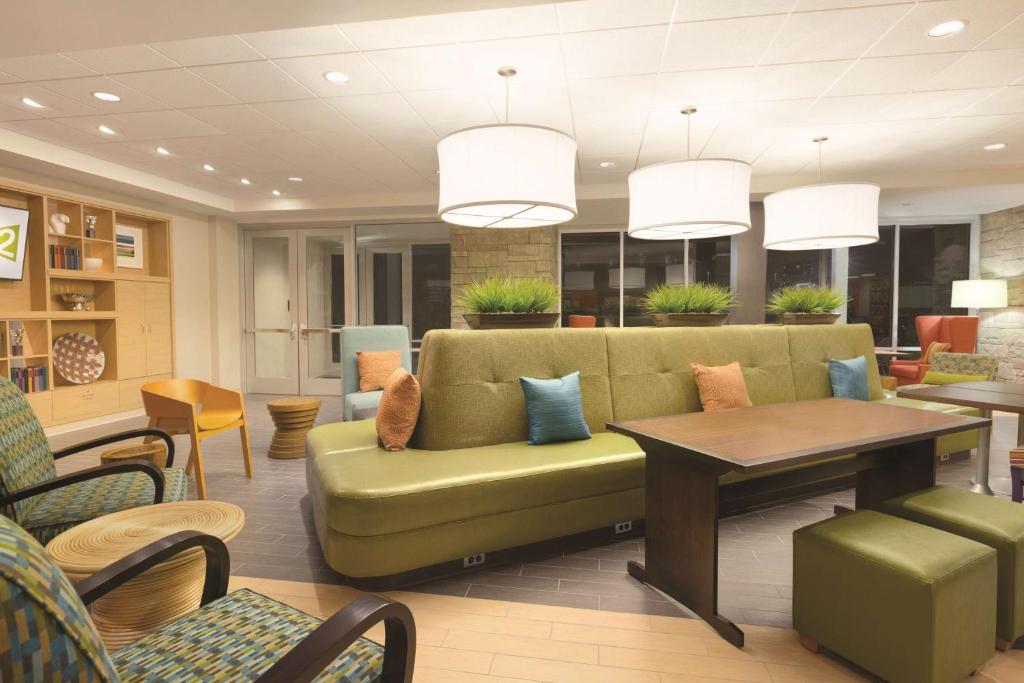 Posezení v ubytování Home2 Suites by Hilton Bellingham