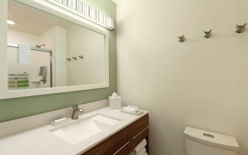 Koupelna v ubytování Home2 Suites by Hilton Bellingham
