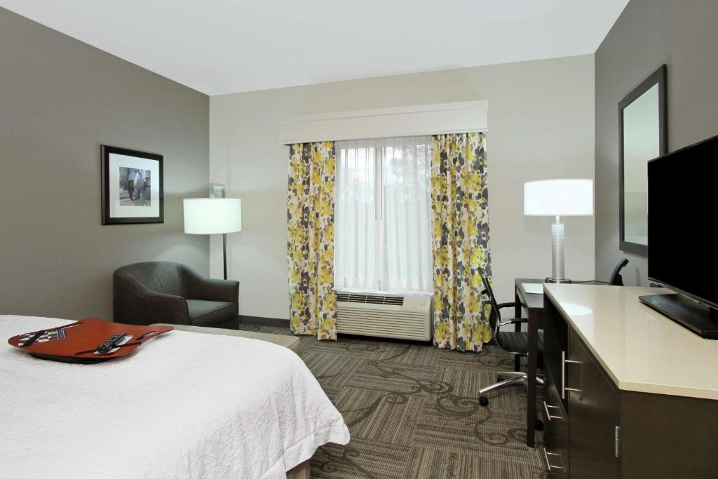 Hampton Inn & Suites Columbus/University Area - Habitación Con Cama Extragrande - No Fumadores