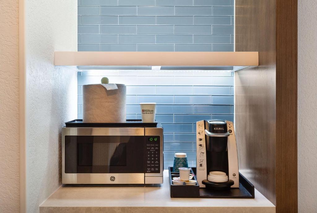 Hilton Garden Inn Melville - Queen Room Met Twee Queensize Bedden - Niet -roken