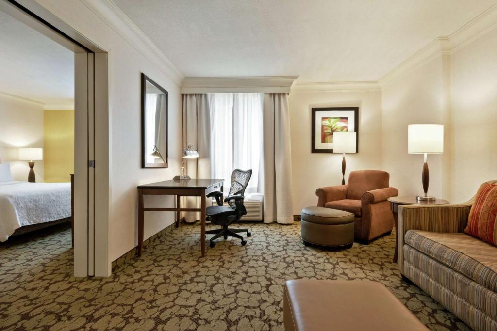 Hilton Garden Inn Saskatoon Downtown - Resim 23