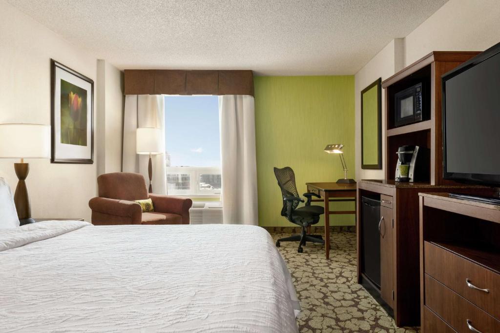 Hilton Garden Inn Saskatoon Downtown - Resim 25