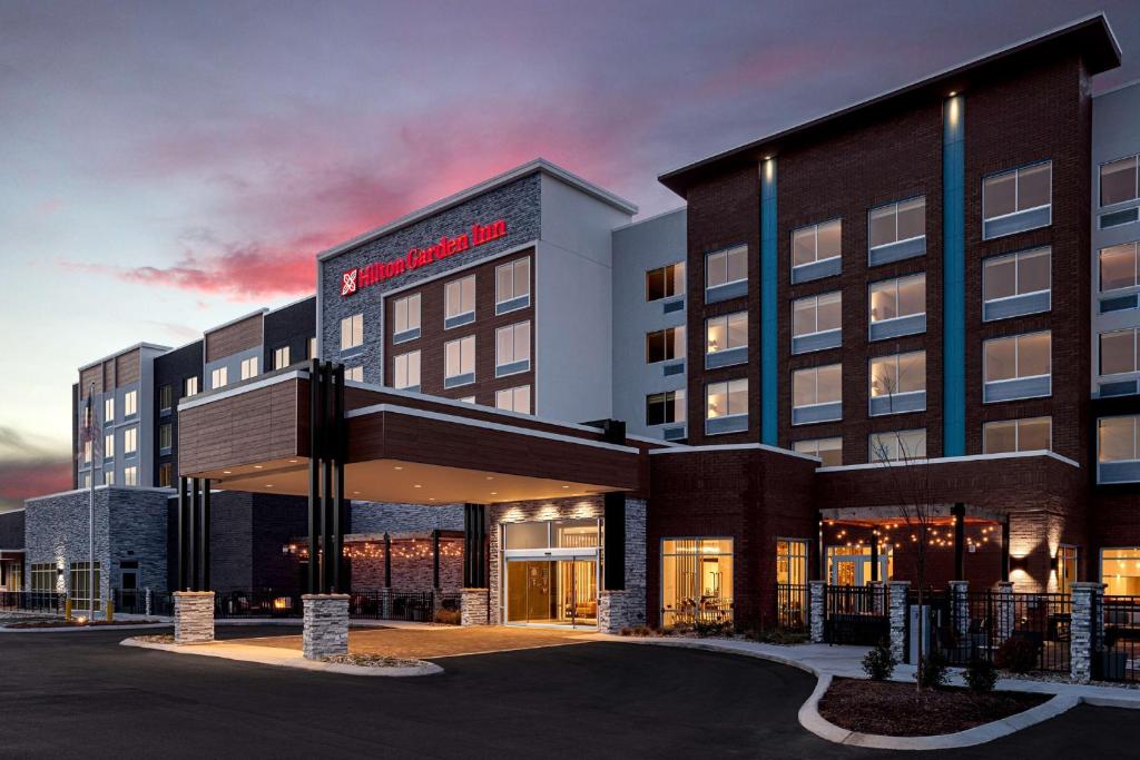 a rendering of the front of a hotel at Hilton Garden Inn Mt. Juliet, TN in Mount Juliet