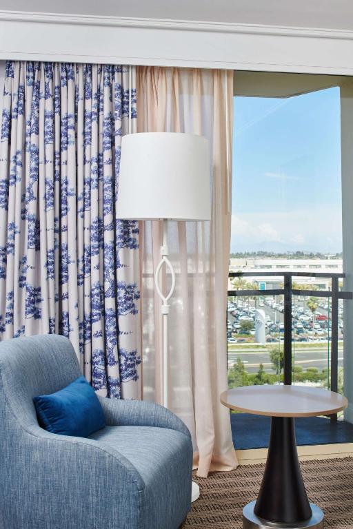 DoubleTree by Hilton Torrance - South Bay - Large King Room