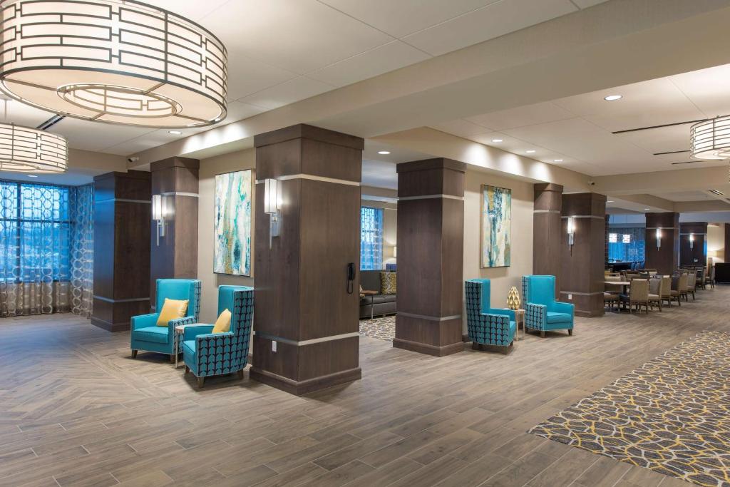 Hampton Inn & Suites Grand Rapids Downtown photo