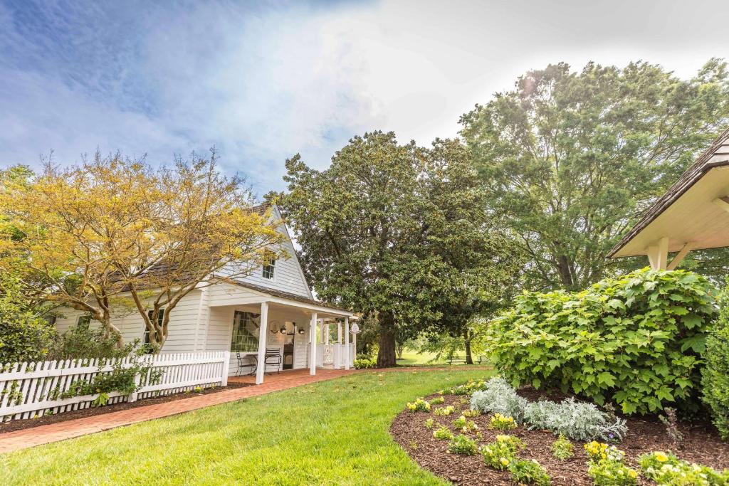 Hilton Vacation Club The Historic Powhatan Williamsburg photo
