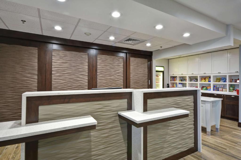 Fotografie z fotogalerie ubytování Homewood Suites by Hilton Palm Desert v destinaci Palm Desert