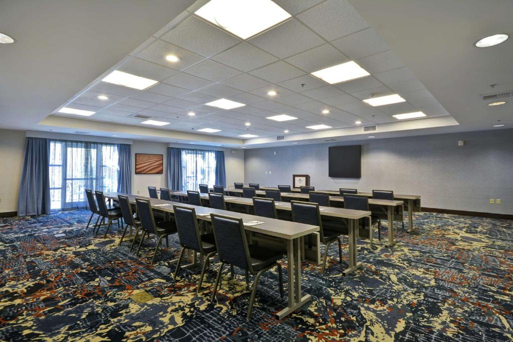 Konferenční prostory v ubytování Homewood Suites by Hilton Palm Desert