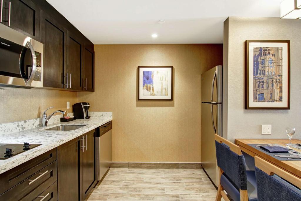 Homewood Suites By Hilton Ottawa Kanata - Resim 44