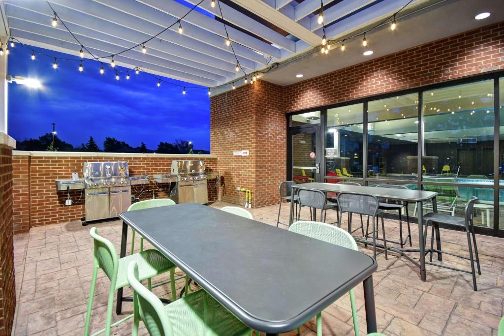 Restaurace v ubytování Home2 Suites By Hilton Amherst Buffalo