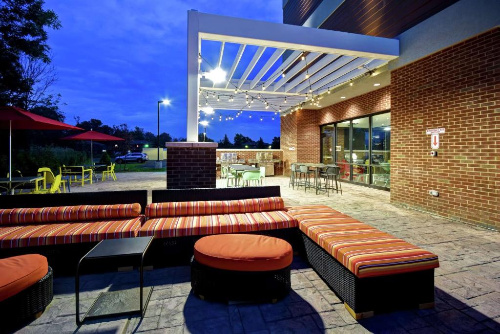 Posezení v ubytování Home2 Suites By Hilton Amherst Buffalo