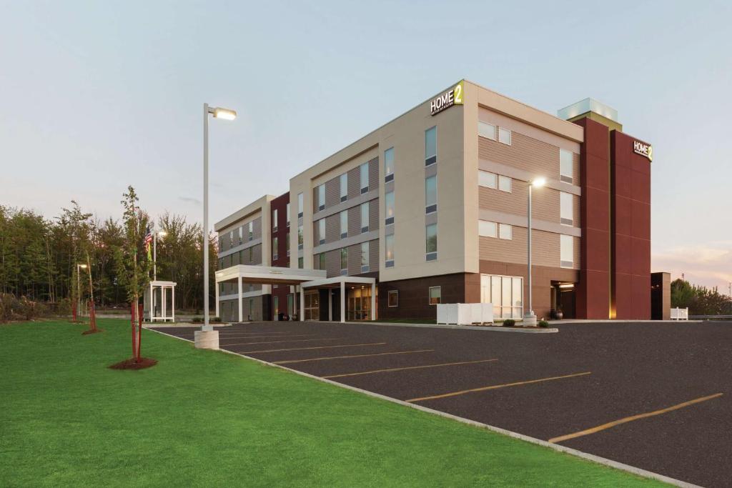 Home2 Suites by Hilton Erie - Housity