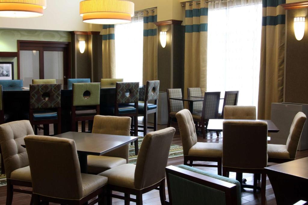 Hampton Inn & Suites Paducah photo