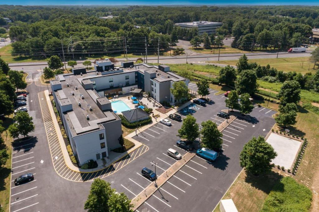Letecký snímek ubytování Hampton Inn Princeton