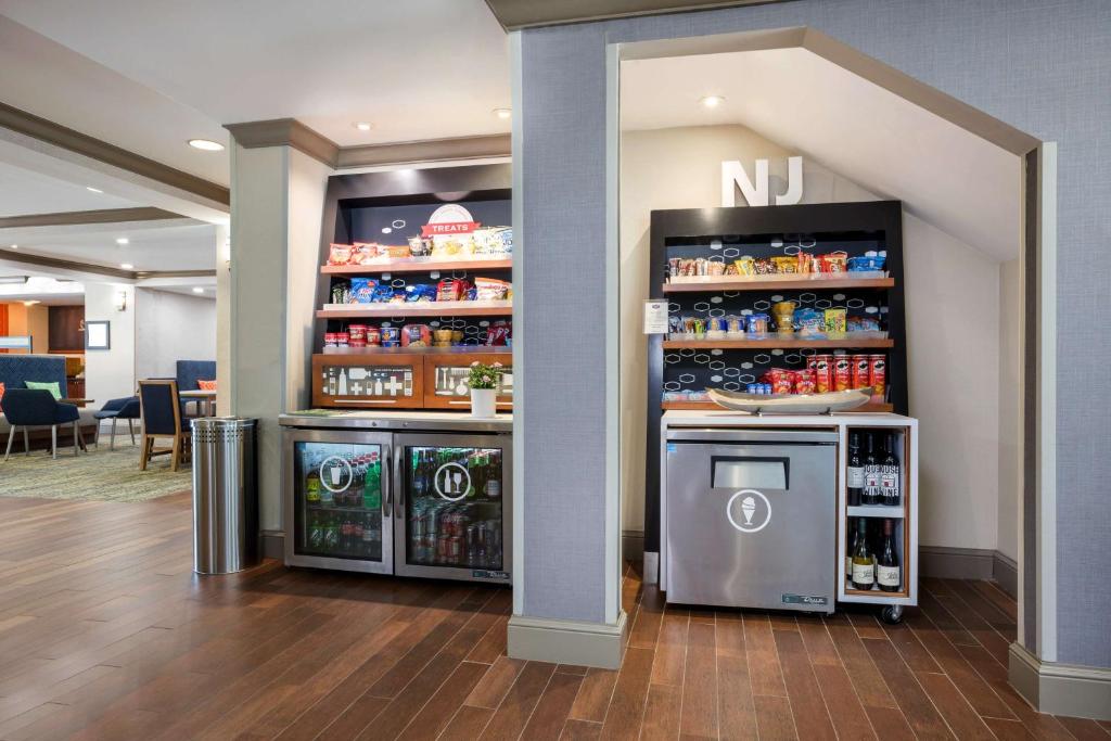 Kuchyň nebo kuchyňský kout v ubytování Hampton Inn Princeton