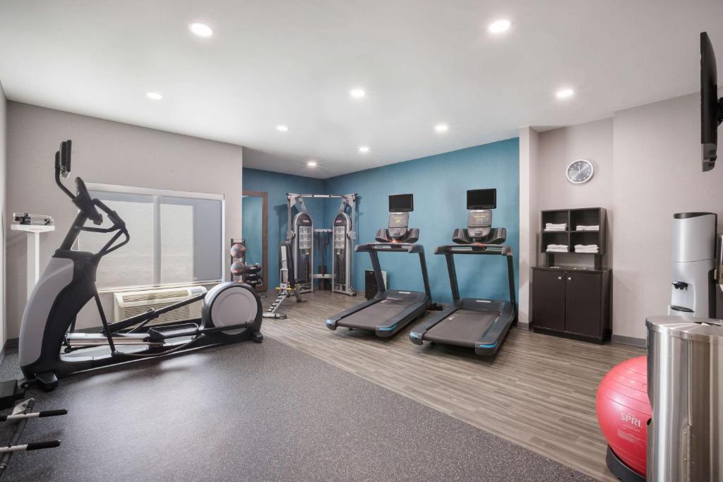 Fitness centrum a/nebo fitness zařízení v ubytování Hampton Inn Princeton