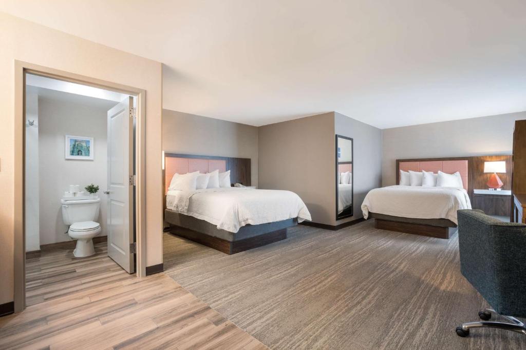 Postel nebo postele na pokoji v ubytování Hampton Inn Princeton