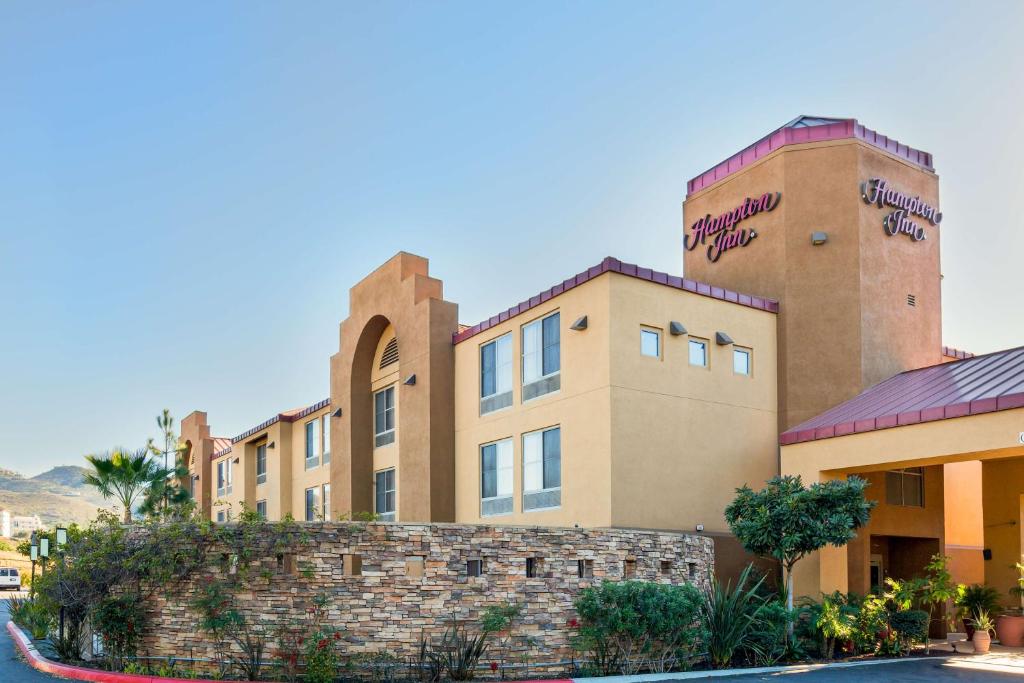 a rendering of the front of the hampton inn at Hampton Inn San Marcos in San Marcos